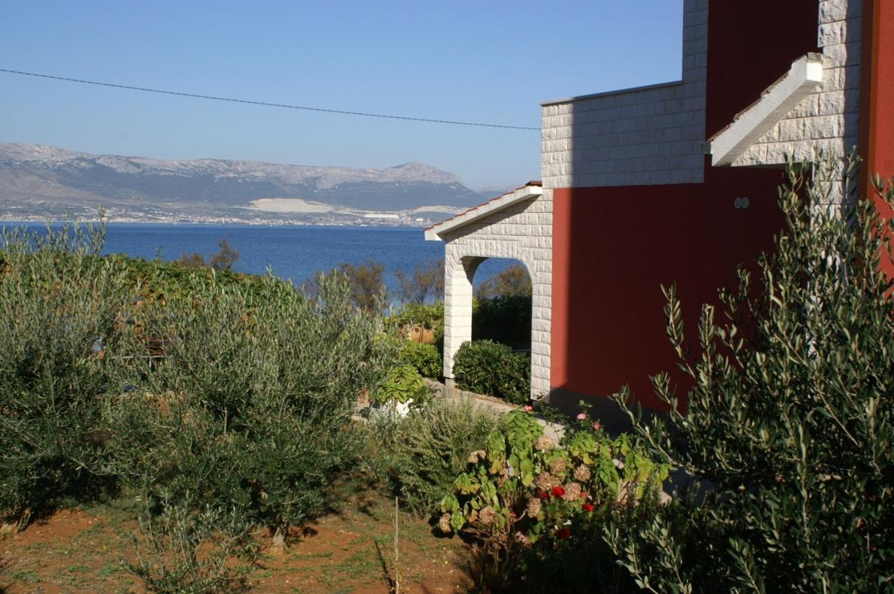 Apartments By The Sea Slatine, Ciovo - 1128 Exteriör bild