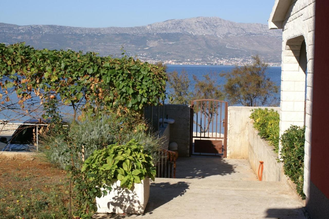 Apartments By The Sea Slatine, Ciovo - 1128 Exteriör bild