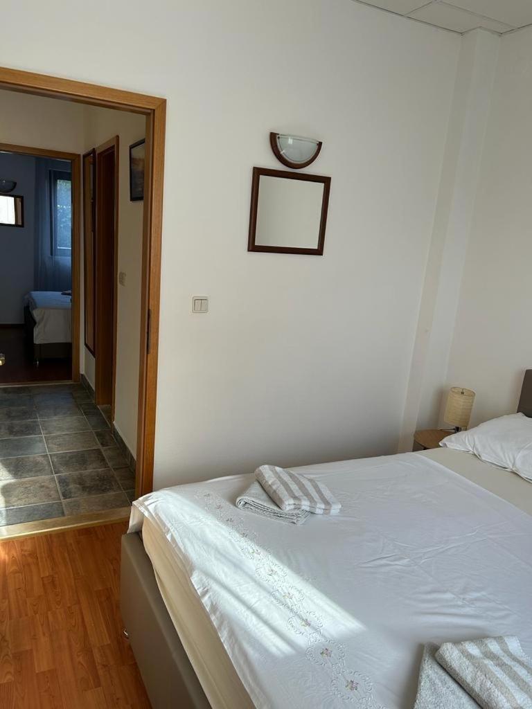Apartments By The Sea Slatine, Ciovo - 1128 Rum bild
